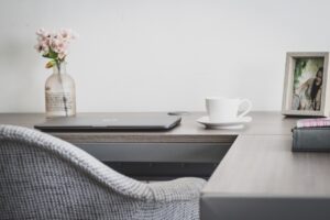 在宅ワークをする30代女性が知りたい腸活におけるビフィズス菌BB536サプリの効果は？